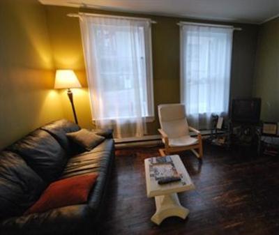 фото отеля Foggy Rock Bed & Breakfast