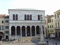Diamantino Town House