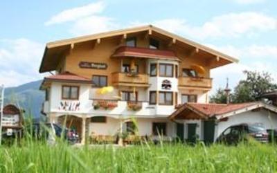 фото отеля Hotel Bergland Going am Wilden Kaiser