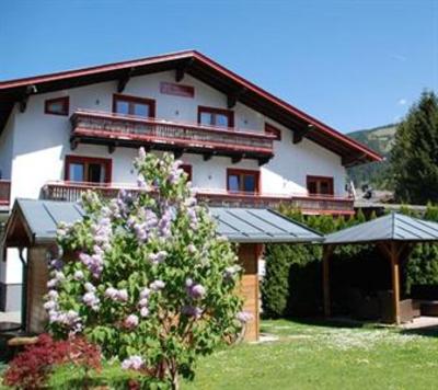 фото отеля Pinzgauerhof Kaprun
