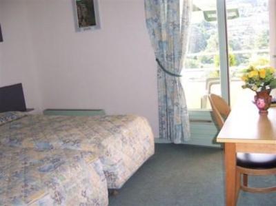 фото отеля Hotel Saint Jacques Vals-les-Bains