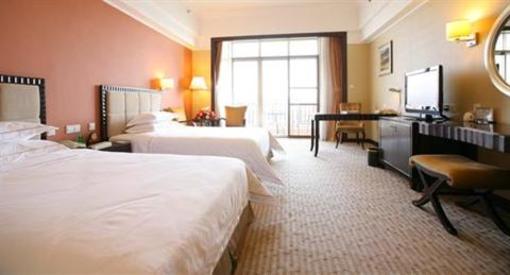 фото отеля Country Garden Phoenix Hotel Binhu City