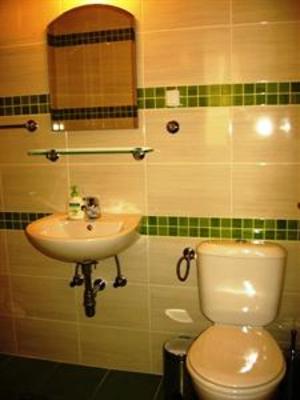 фото отеля Chola Guest House