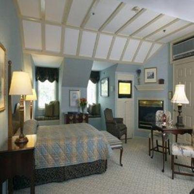 фото отеля Golden Plough Inn Lahaska