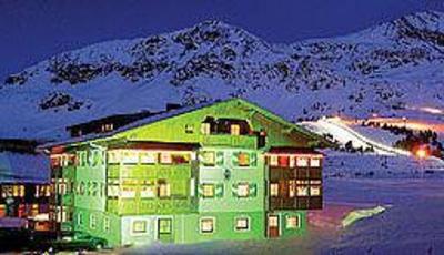 фото отеля Bernhof Apparthotel Obertauern