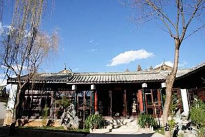 фото отеля Zhengfu Caotang Inn Shuxiangmendi Lijiang