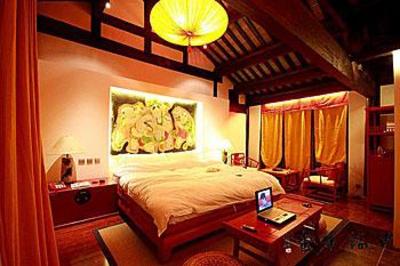 фото отеля Zhengfu Caotang Inn Shuxiangmendi Lijiang