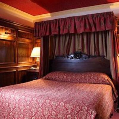 фото отеля BEST WESTERN Rockingham Forest Corby