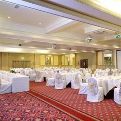 фото отеля BEST WESTERN Rockingham Forest Corby