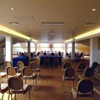 фото отеля BEST WESTERN Rockingham Forest Corby