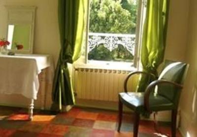 фото отеля Au Bonheur Du Parc Guesthouse Le Breuil