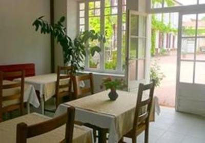 фото отеля Au Bonheur Du Parc Guesthouse Le Breuil