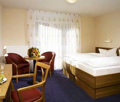 фото отеля Land Gut Hotel zur Post Altenahr
