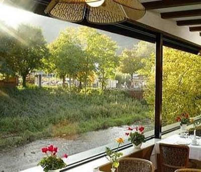 фото отеля Land Gut Hotel zur Post Altenahr