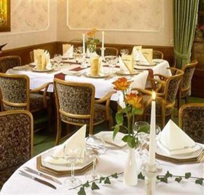 фото отеля Land Gut Hotel zur Post Altenahr