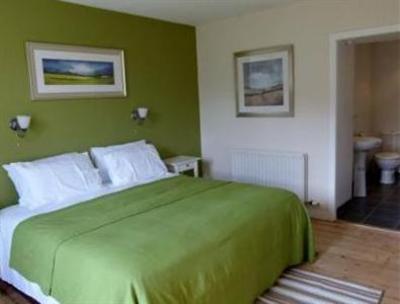 фото отеля Craigmonie Cottage B&B