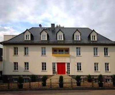 фото отеля Schlosshotel Bunter Hund Laubach