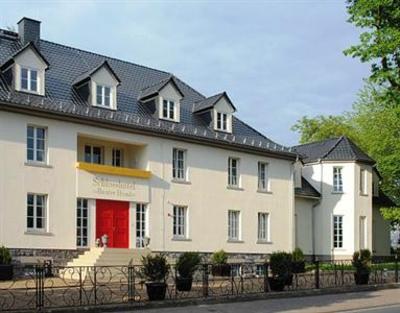 фото отеля Schlosshotel Bunter Hund Laubach