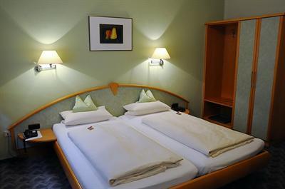 фото отеля Altstadt-Hotel Stern