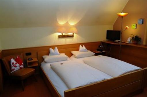 фото отеля Altstadt-Hotel Stern