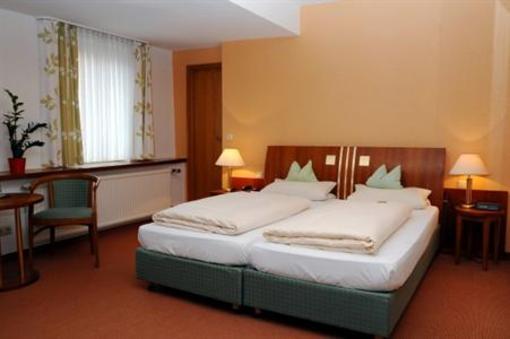 фото отеля Altstadt-Hotel Stern