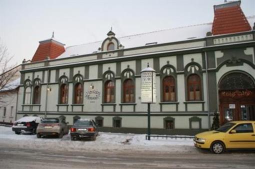 фото отеля Tinodi Hotel es Etterem