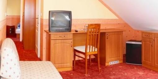 фото отеля Tinodi Hotel es Etterem