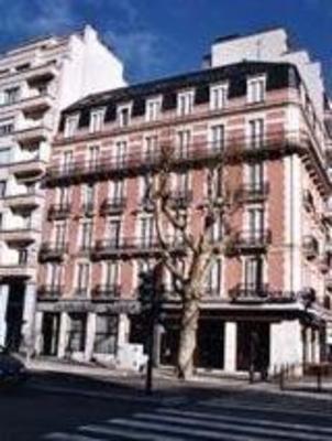 фото отеля Touring Hotel Grenoble