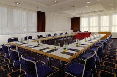 фото отеля Sheraton Munich Arabellapark Hotel