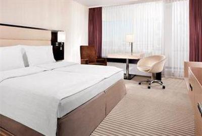 фото отеля Sheraton Munich Arabellapark Hotel