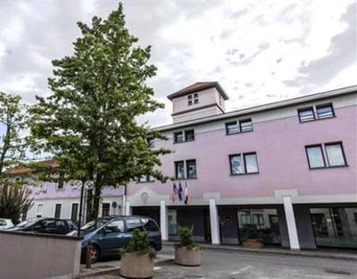 фото отеля Hotel Borgo Lecco Arcore