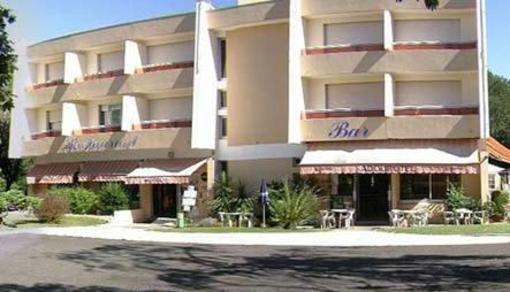 фото отеля Adourotel Restaurant Alizes Hotel Saint-Paul-les-Dax