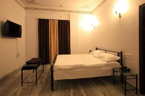 фото отеля Hotel Devi Palace