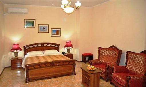 фото отеля Uyut Tamani Hotel