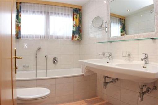 фото отеля Hotel Garni Mirabell Ischgl