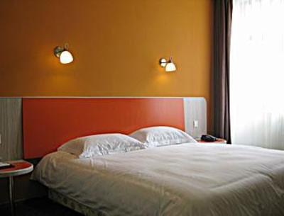 фото отеля Motel 168 (Kunshan Hongqiao)