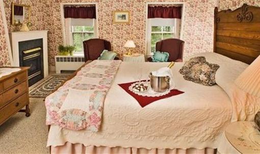 фото отеля Glen Oaks Inn