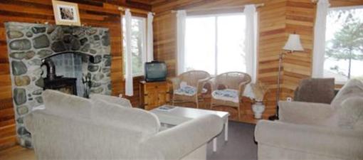 фото отеля Mackenzie Beach Resort
