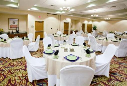 фото отеля Holiday Inn Rocky Mount I-95 @ US 64