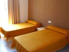 фото отеля Hostal Ancora Lloret de Mar