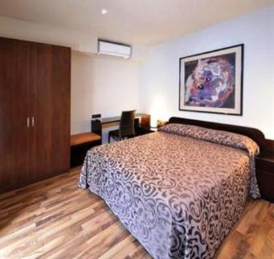 фото отеля Hostal Del Priorat Tarragona