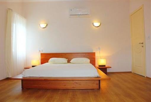 фото отеля Eden Holiday Homes