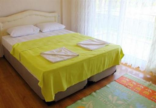 фото отеля Eden Holiday Homes
