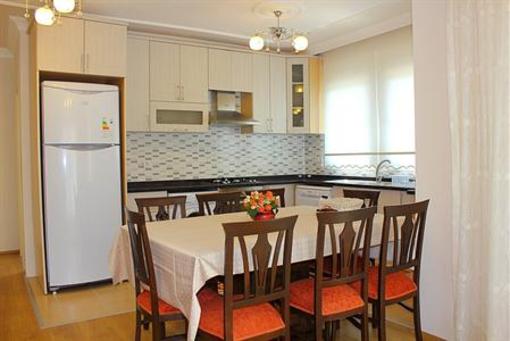 фото отеля Eden Holiday Homes