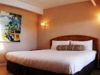 Claytons Resort