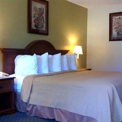 фото отеля Magnuson Hotel St. Francisville