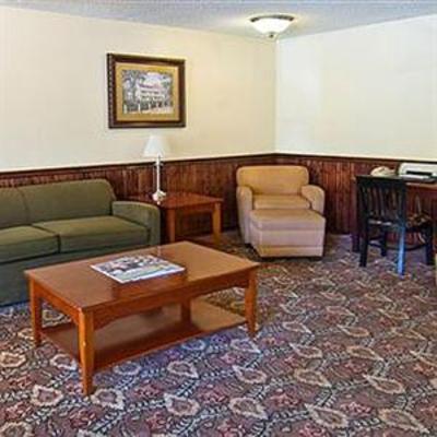 фото отеля Magnuson Hotel St. Francisville