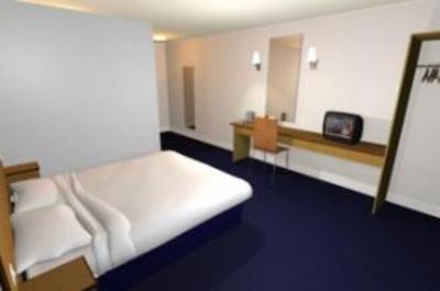 фото отеля Travelodge Frankley M5 Southbound
