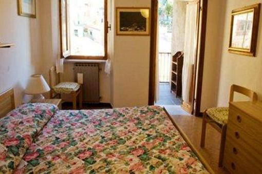 фото отеля Guest House Barbara Town House Suite