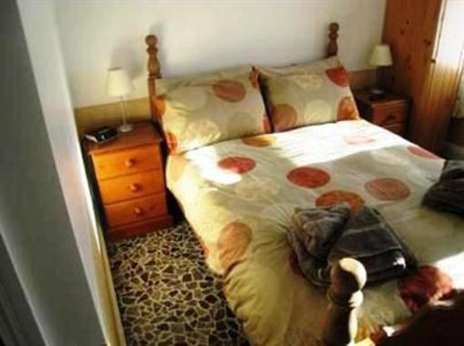 фото отеля Woodlands Guest House Box Corsham